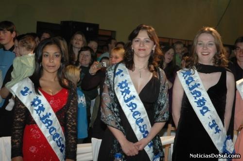 Ex- rainhas e ex- princesas também foram homenageadas (Foto: PhotoArte)