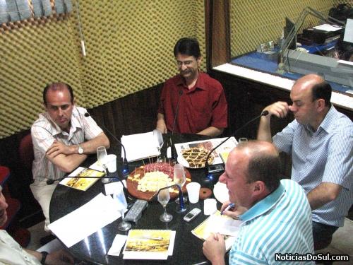 prefeitos visitantes - (Foto: Romildo)