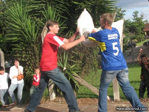Jogos germânicos a disputa (Foto: romildo)