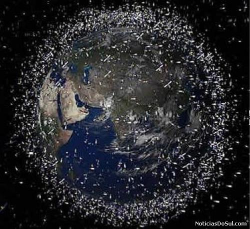 o lixo na órbita da terra (Foto: internet)