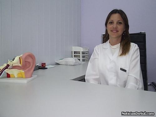 A fonoaudióloga Rose Aline gosta das simplicidade que é viver em cidades pequenas (Foto: Cathierine Hoffmann)