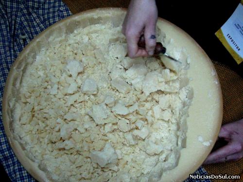 Queijo é parte integrante da festa dos mais variados tipos (Foto: romildo)