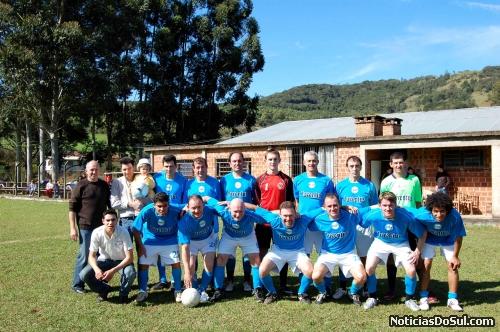 Confraternizando com o Juventus (Foto: romildo)