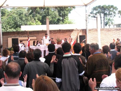 A celebração da Missa Crioula, teve a participação de um número grande de pessoas (Foto: Romildo)