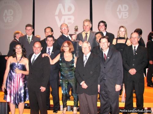 Alegria da Cooperativa e dos colaboradores (Foto: romildo)