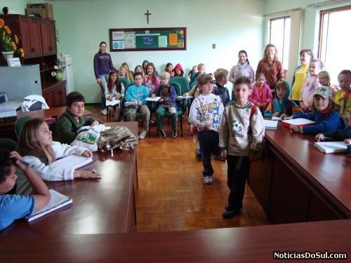 Alunos conhecem a Câmara de Vereadores (Foto: ivulgaçãosp)