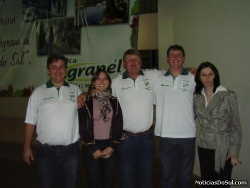 Rambo, Priscila, Bodão e Beto da Liga junto com a Prefeita Carla Maria (Foto: LSM)