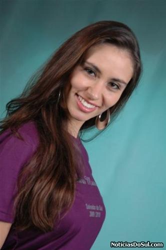 Janice Merib – 20 anos – representante da Mega Embalagens; (Foto: PhotoArte)