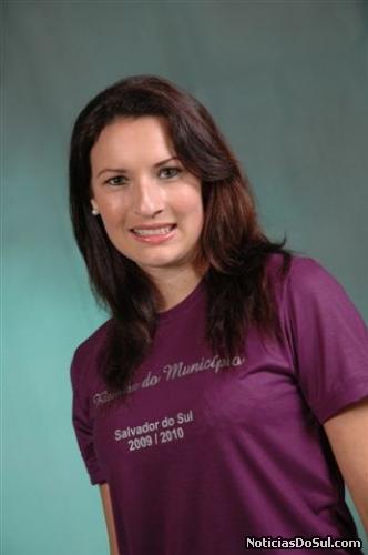 Mara Recktenwaldt – 23 anos – representante do Laboratório Chiesa; (Foto: PhotoArte)