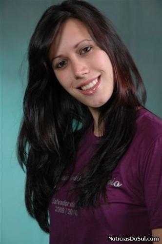 Indiara Cézar dos Santos – 17 anos – representante da Mapel Indústria e Comércio de Embalagens Ltda.; (Foto: PhotoArte)