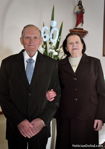 Casal Olivio e Melita Kercher nos 60 anos de Casamento (Foto: Foto Lermen)