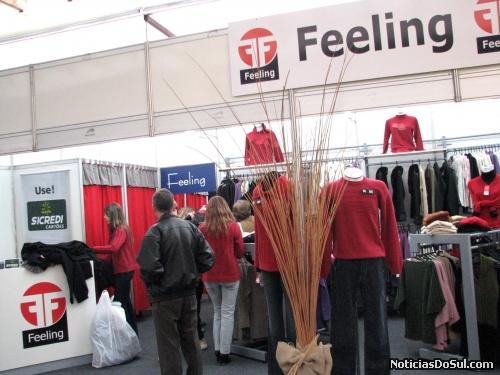 A Feira de Compra da ACI, também é um ponto a ser visitado e tem realmente atraído centanas de visitantes que lá realizam compras deixando os comerciantes satisfeitos pela movimen (Foto: Romildo)