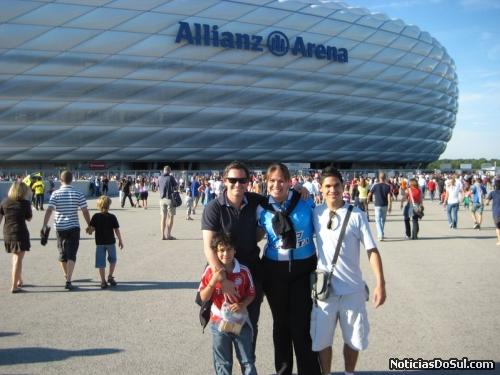 Gabriela Molinari e a sua família alemã (Foto: Divulgação/Arquivo pessoal)