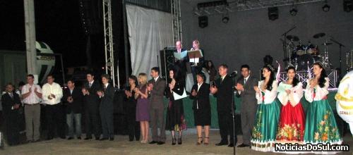 Autoidades prestigiaram a abertura da Festur (Foto: romildo)