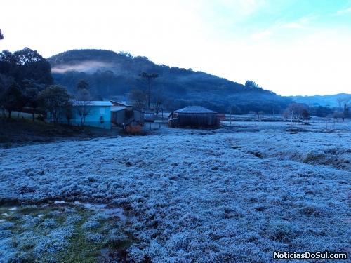 Apesar do intenso frio, as paisagens são muito belas (Foto: Expressão Regional)