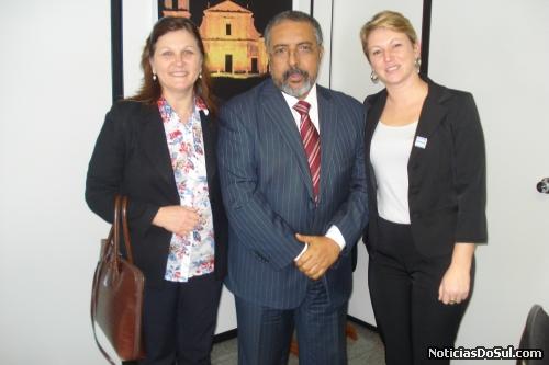 Vereadora busca recursos em Brasília