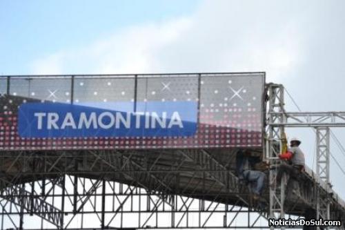 90% da estrutura metálica está pronta (Foto: Cathierine Hoffmann)